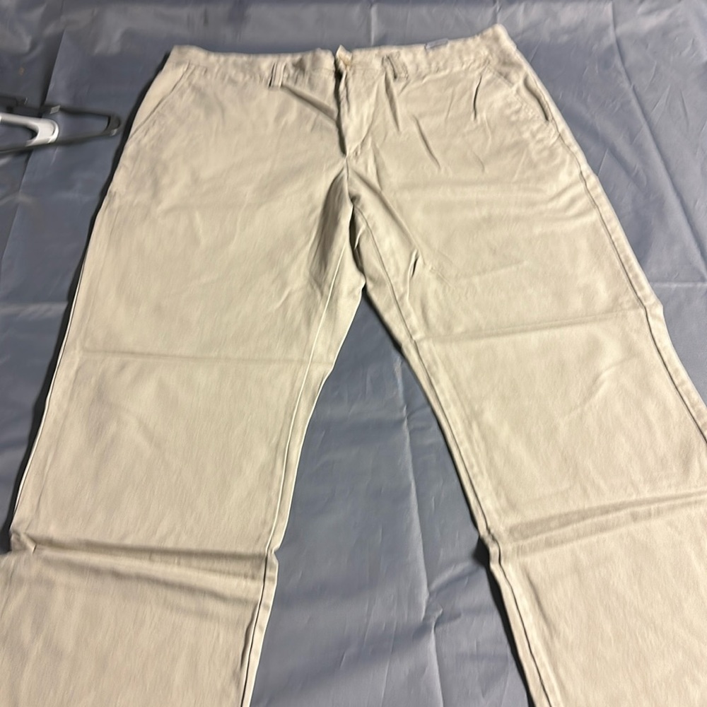 Old Navy Khaki’s